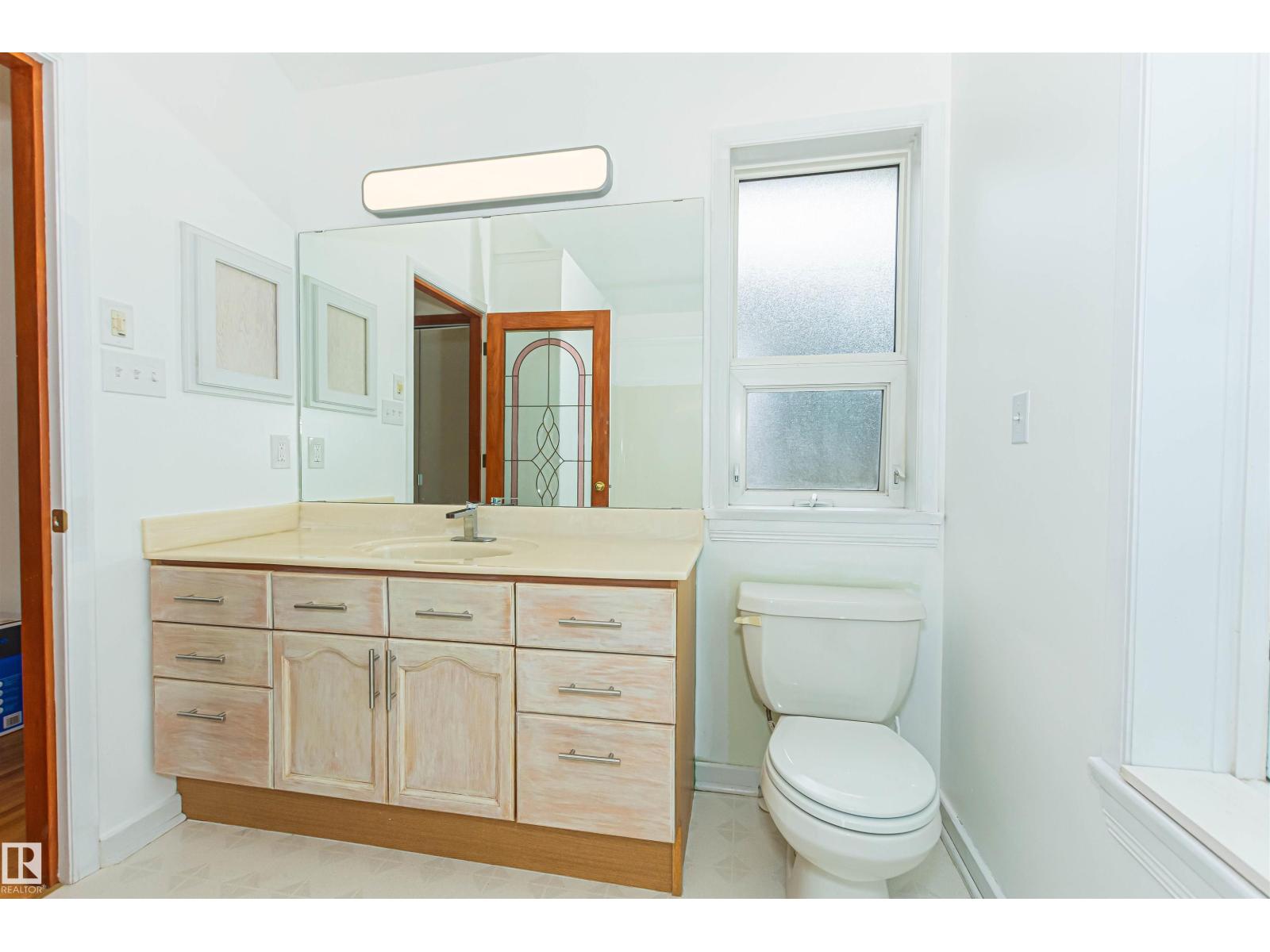 8935 120 ST NW - 28