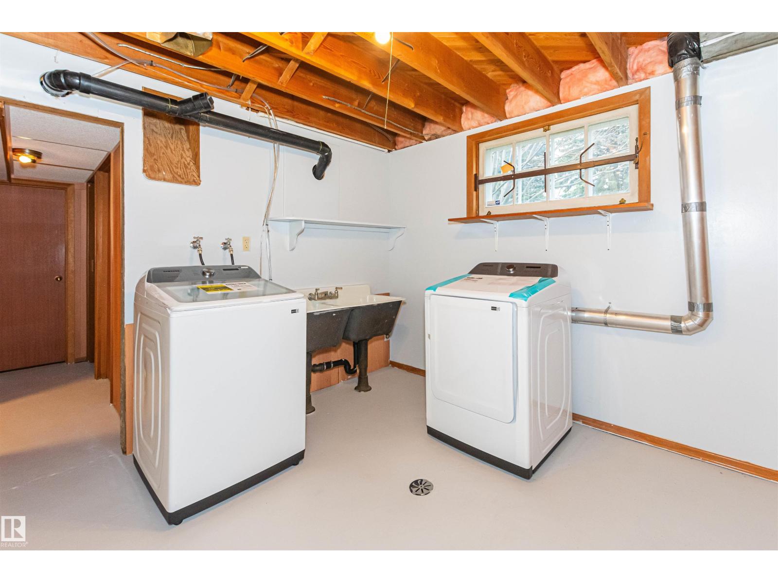 8935 120 ST NW - 31