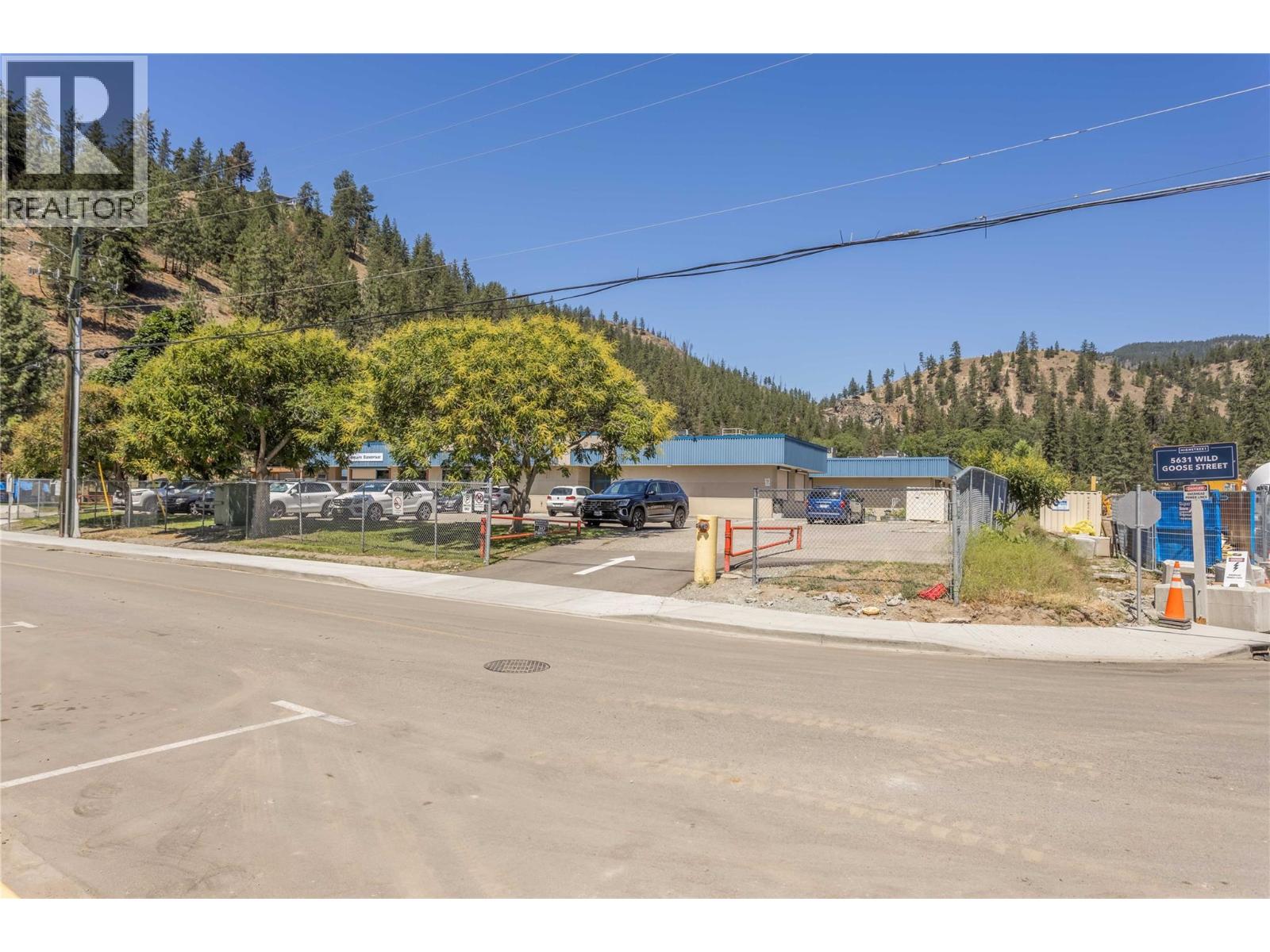 #103 5460 CLEMENTS Crescent - 39