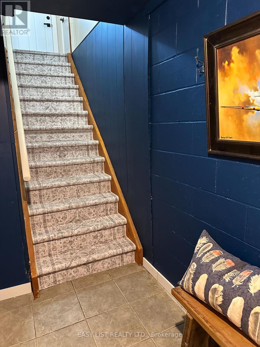 7 FITZ AVENUE - 16