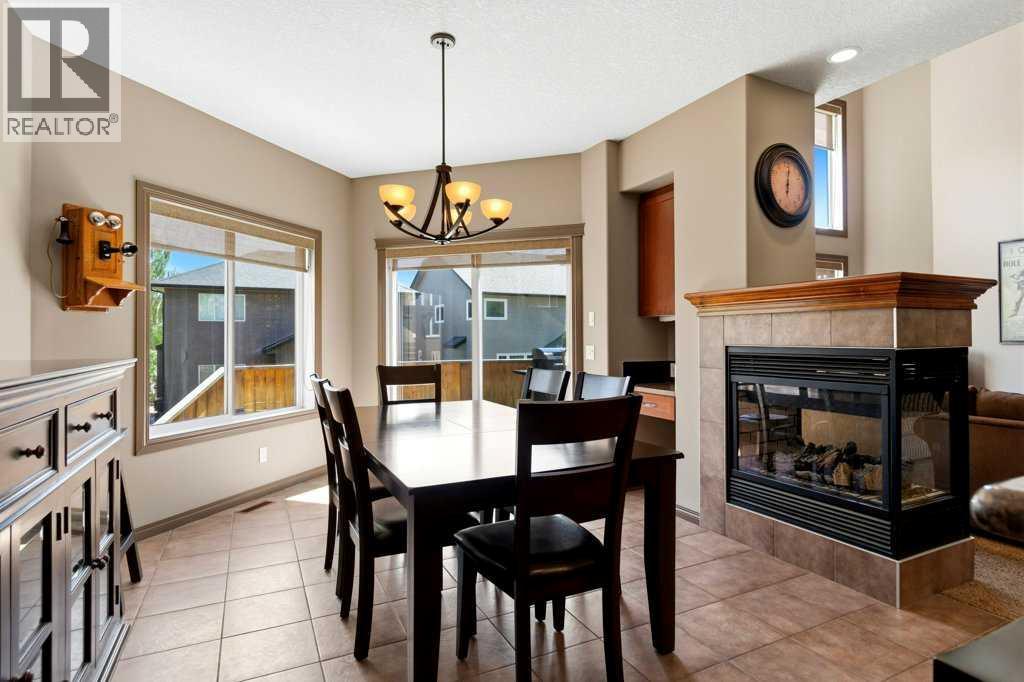 23 Aspen Stone Crescent SW - 12