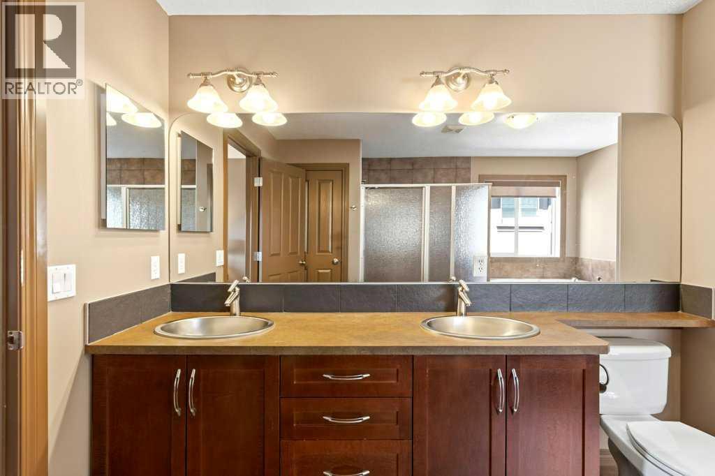 23 Aspen Stone Crescent SW - 26