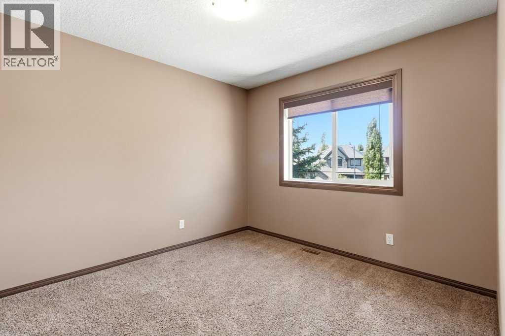 23 Aspen Stone Crescent SW - 28