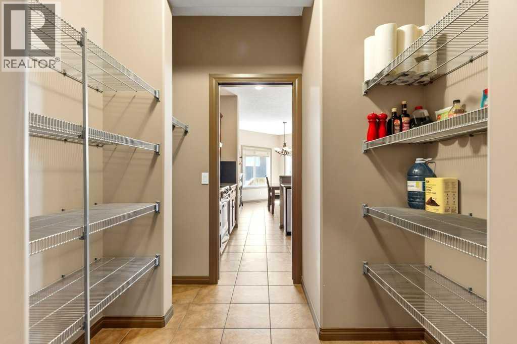 23 Aspen Stone Crescent SW - 20