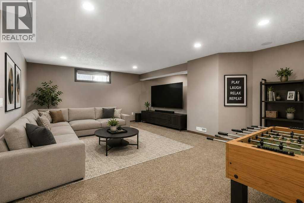 23 Aspen Stone Crescent SW - 32