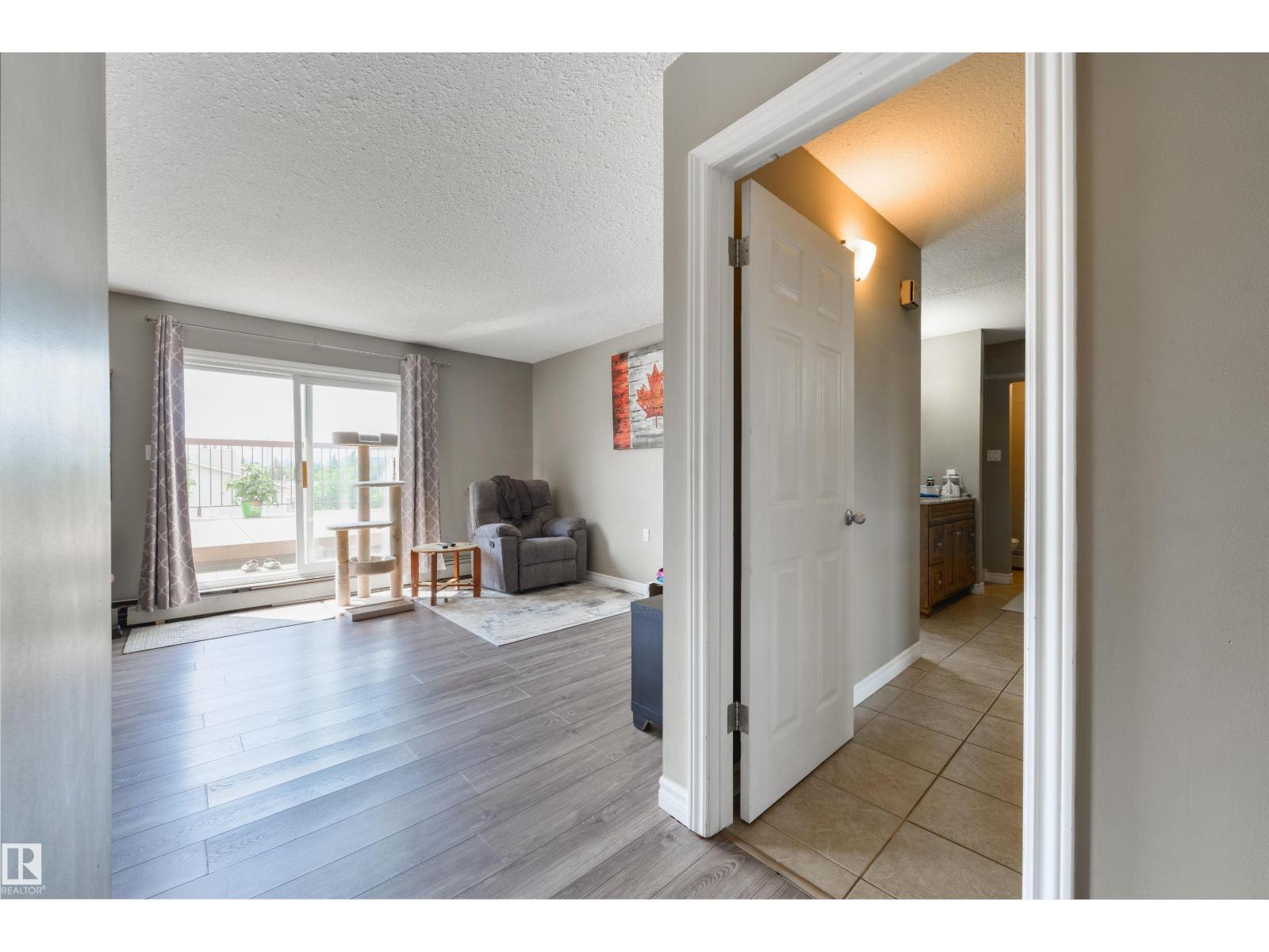 #401 11026 106 ST NW - 10
