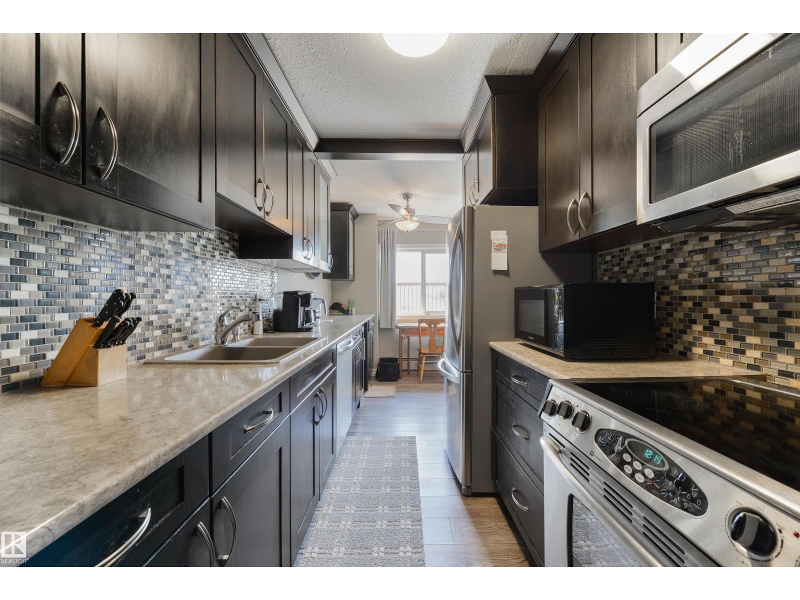 #401 11026 106 ST NW - 16