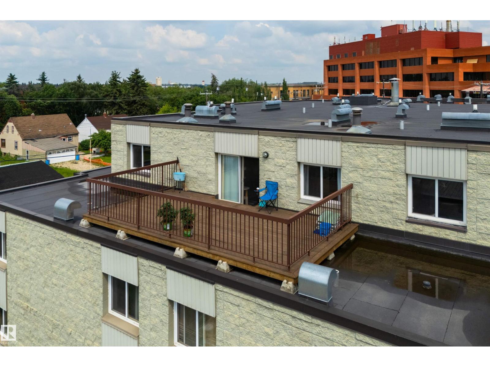 #401 11026 106 ST NW - 2