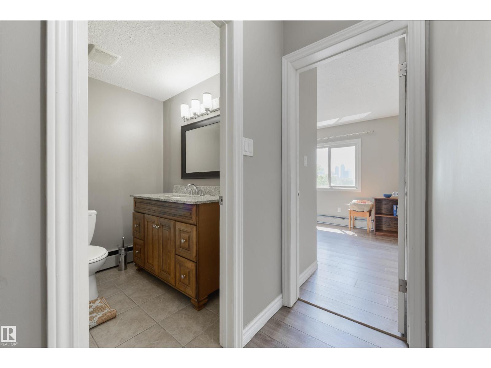 #401 11026 106 ST NW - 25