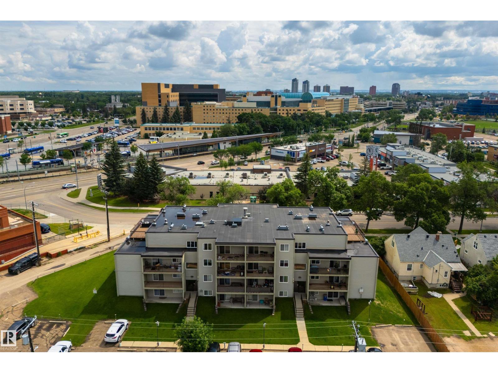 #401 11026 106 ST NW - 34