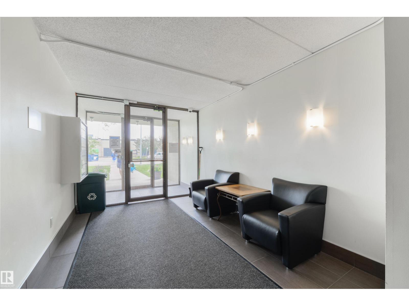 #401 11026 106 ST NW - 36
