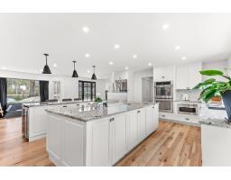 7025 Hesslea Crescent, Abbotsford, BC V4X2C2 Photo 11