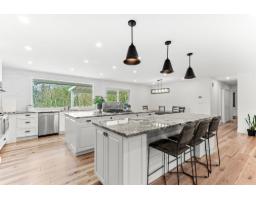 7025 Hesslea Crescent, Abbotsford, BC V4X2C2 Photo 8