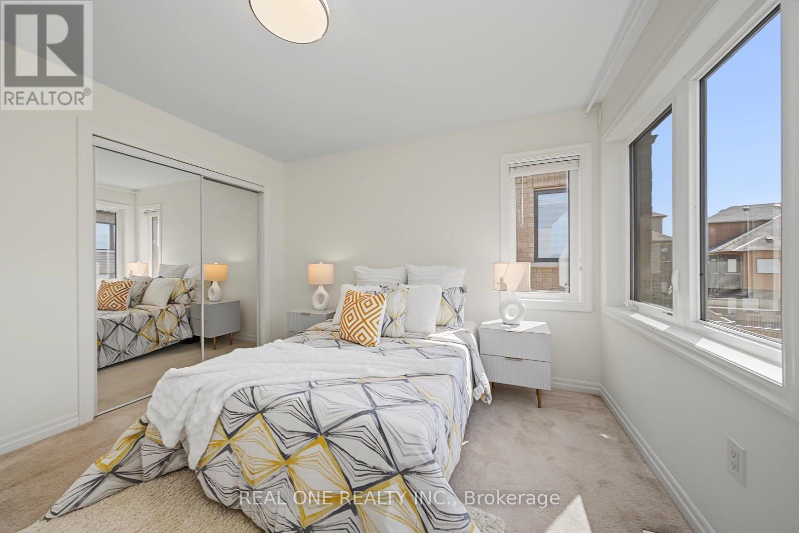 67 TANGO CRESCENT - 31