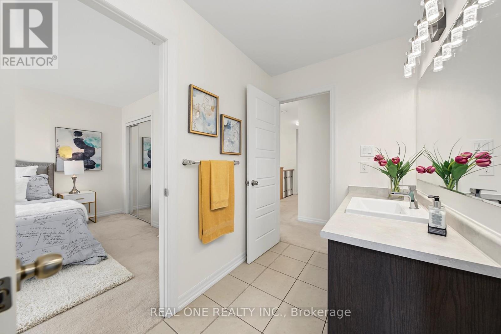 67 TANGO CRESCENT - 41