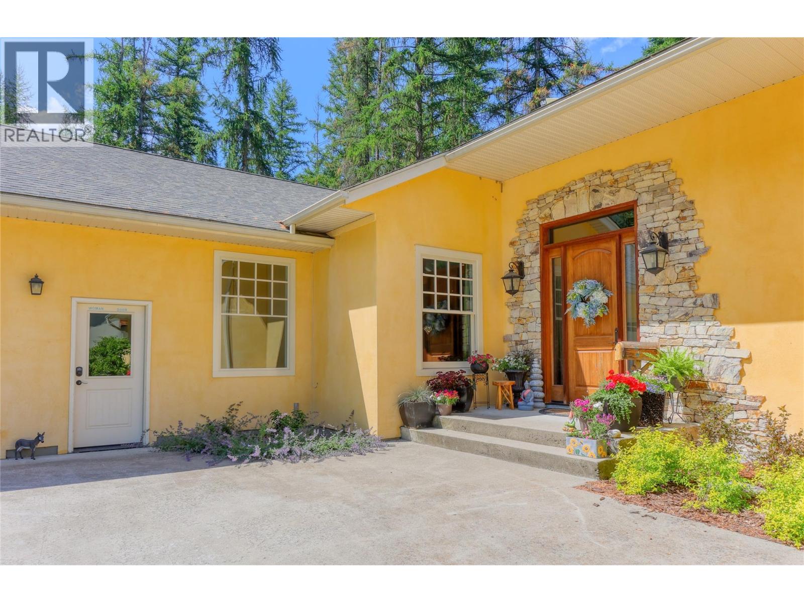 9309 STATION Road, Trail