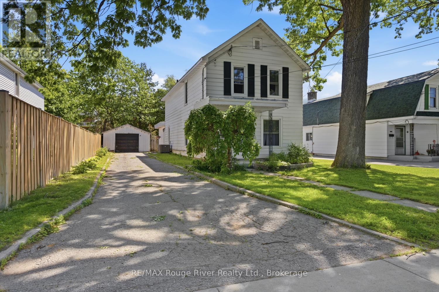 111 LINGHAM STREET - 1