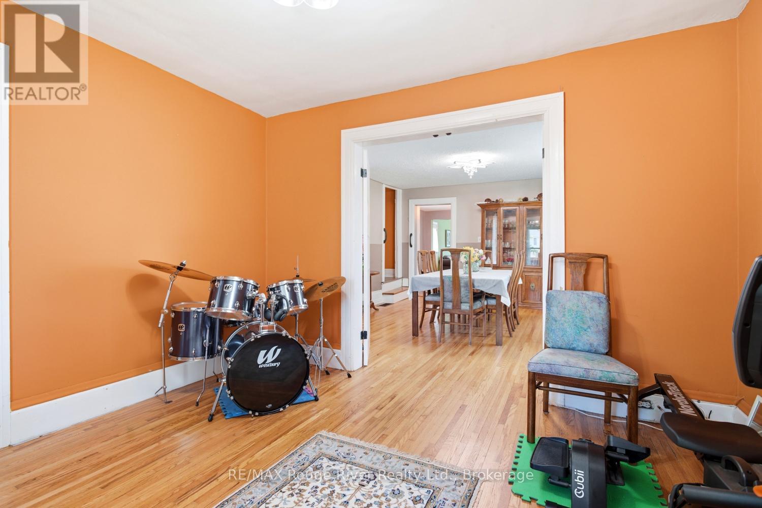 111 LINGHAM STREET - 9