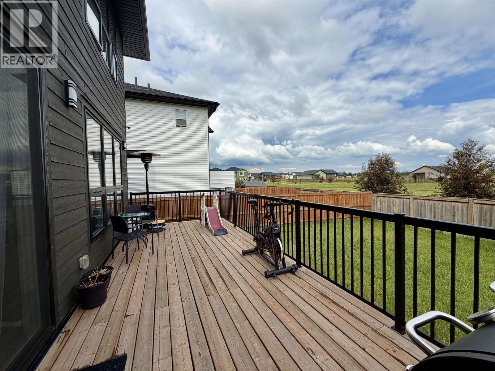 8107 81A STREET - 12