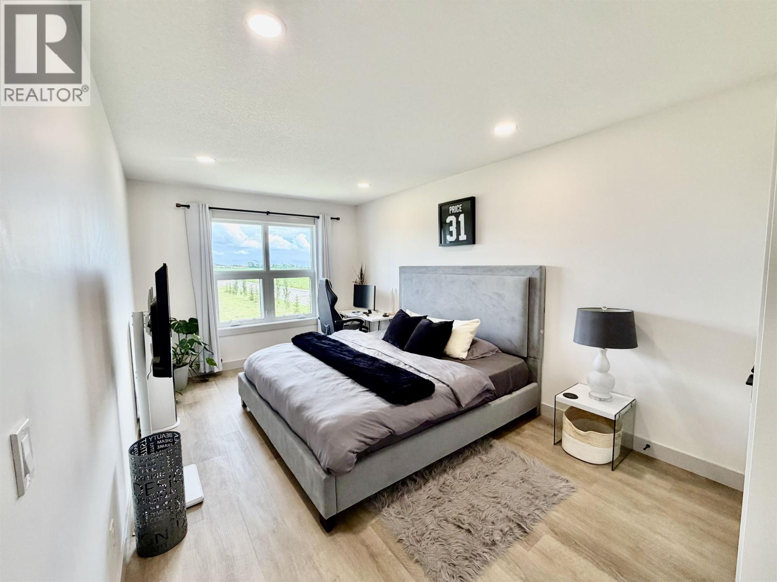 8107 81A STREET - 22