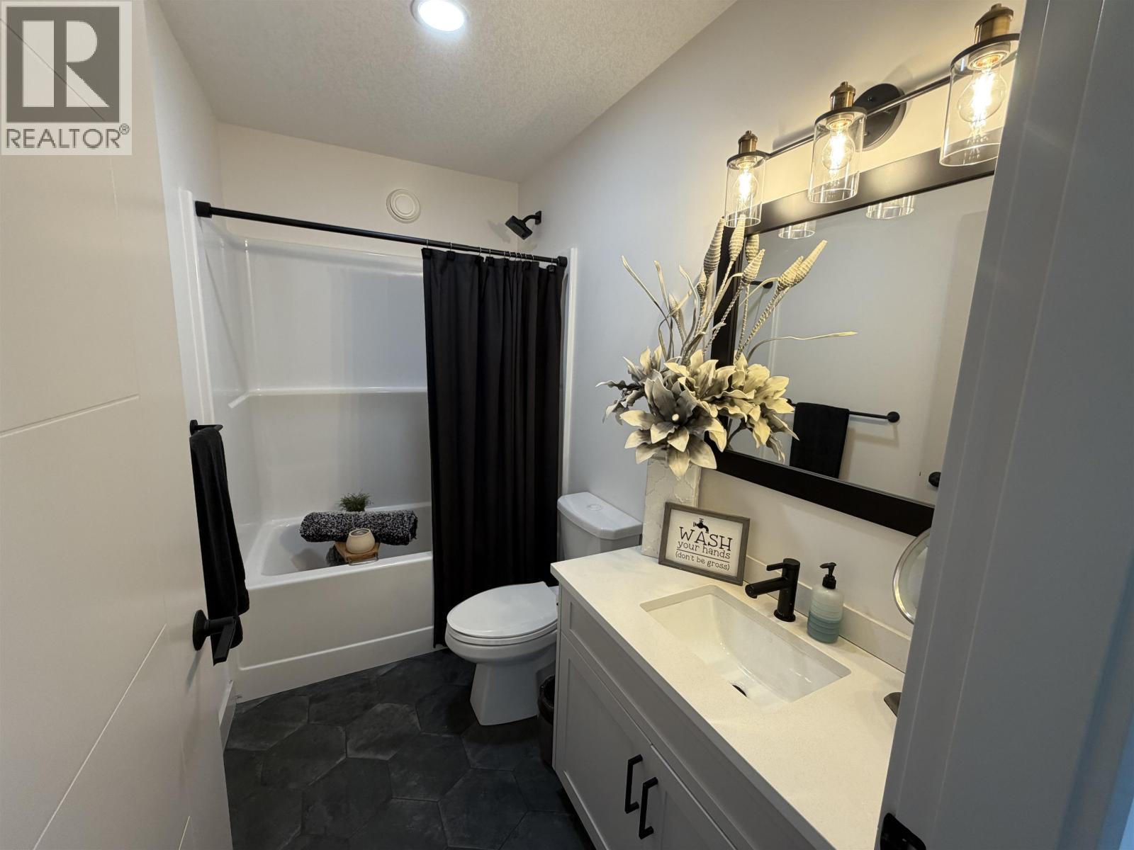 8107 81A STREET - 29