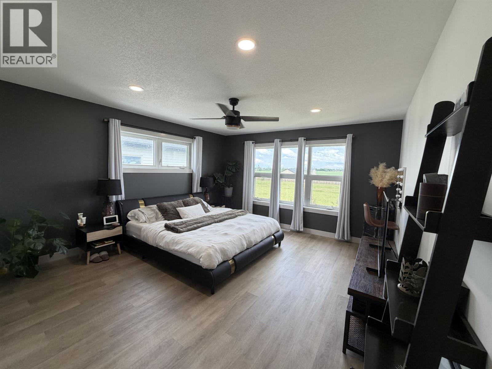 8107 81A STREET - 27