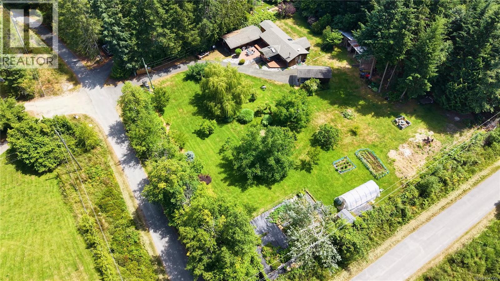 1107 Kw'as Bay Rd - 25