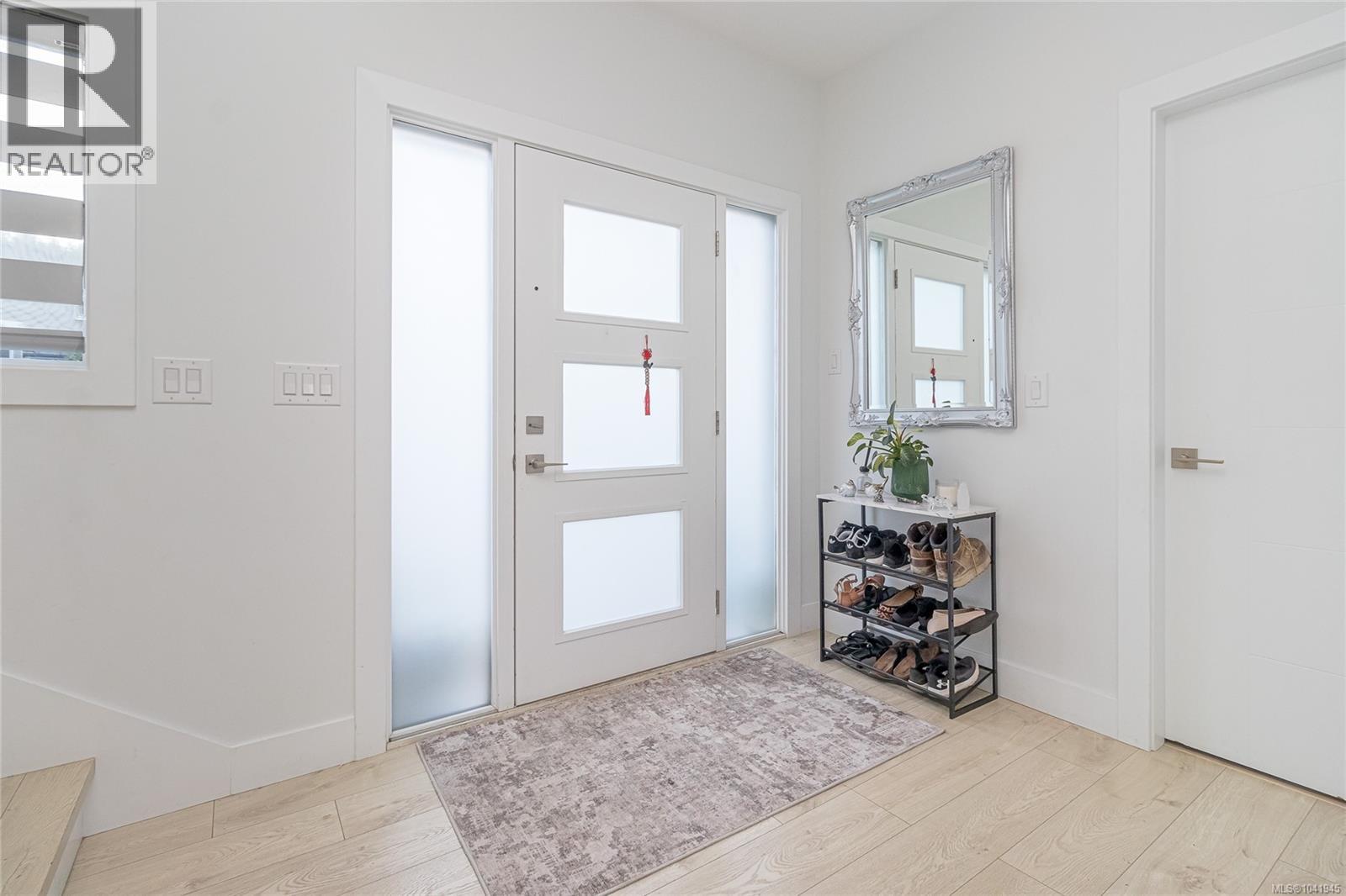 1953 Farleigh Way - 4