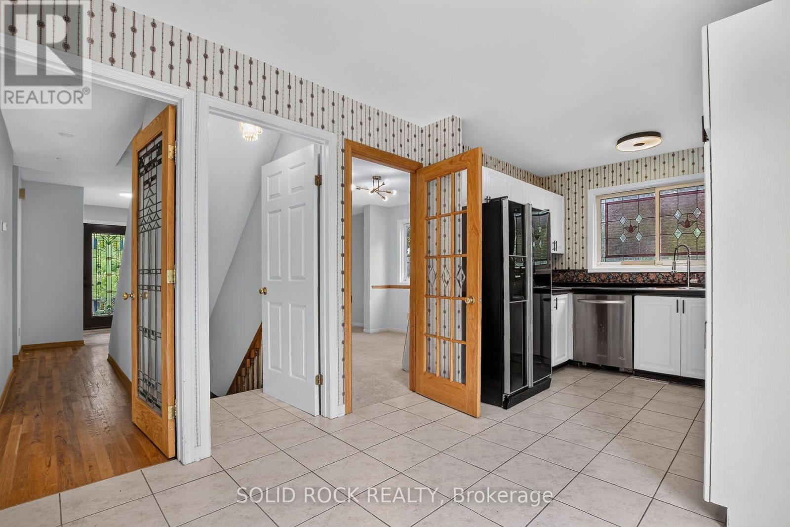54 HUNTSMAN CRESCENT - 10