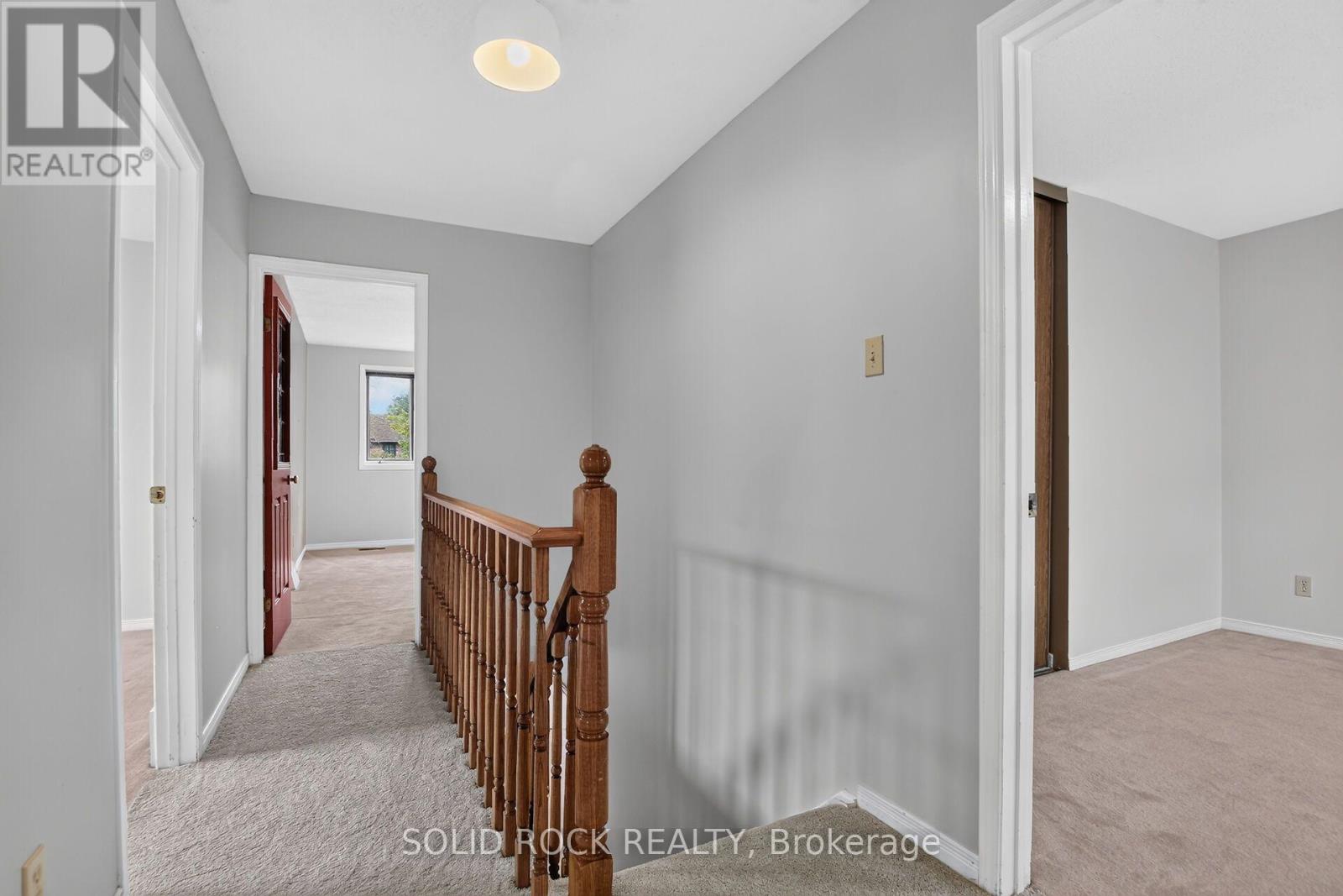 54 HUNTSMAN CRESCENT - 17