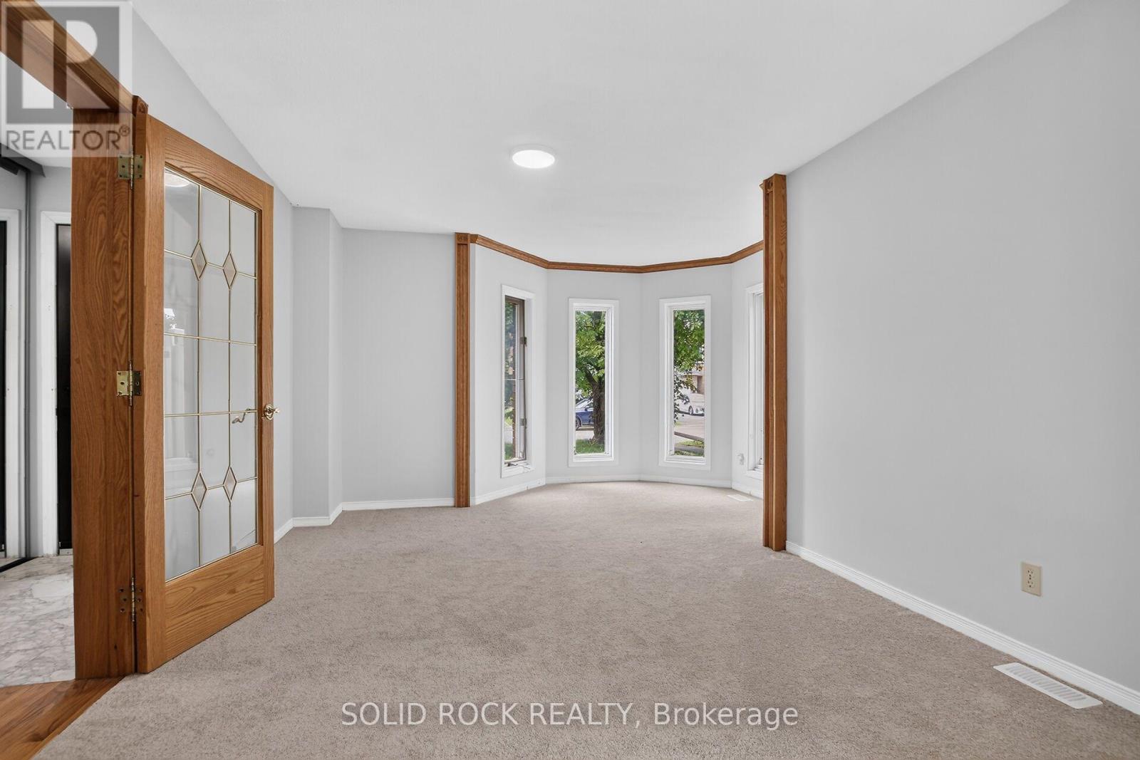 54 HUNTSMAN CRESCENT - 4