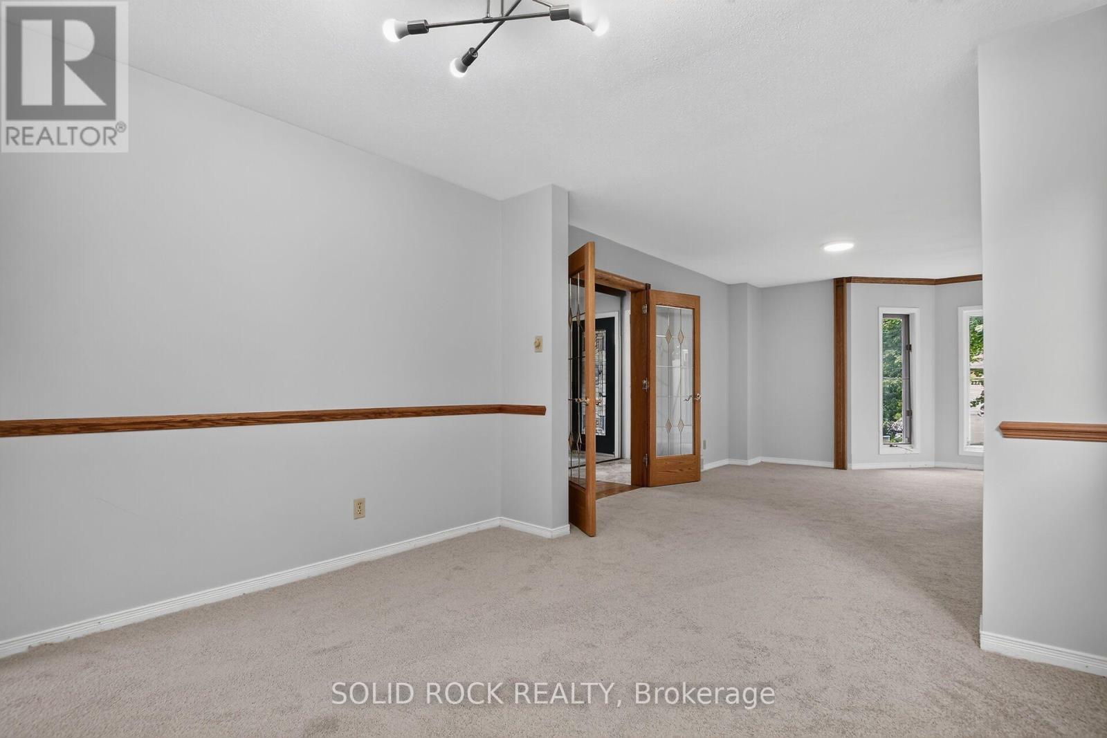 54 HUNTSMAN CRESCENT - 8