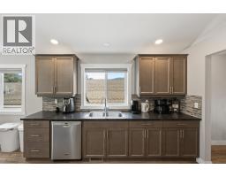 28 Huth Avenue, Penticton, BC V2A7S8 Photo 16