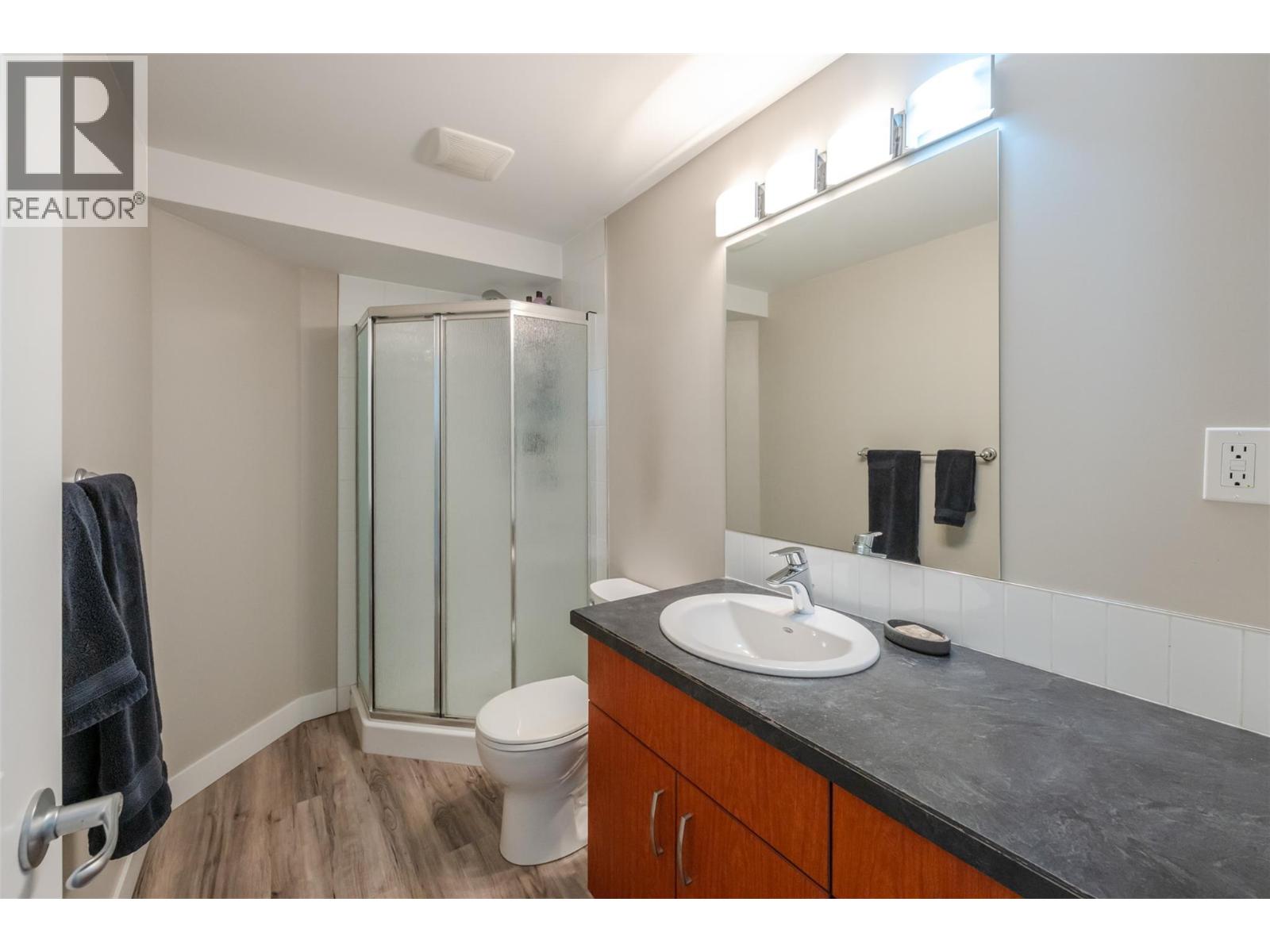 28 Huth Avenue - 28