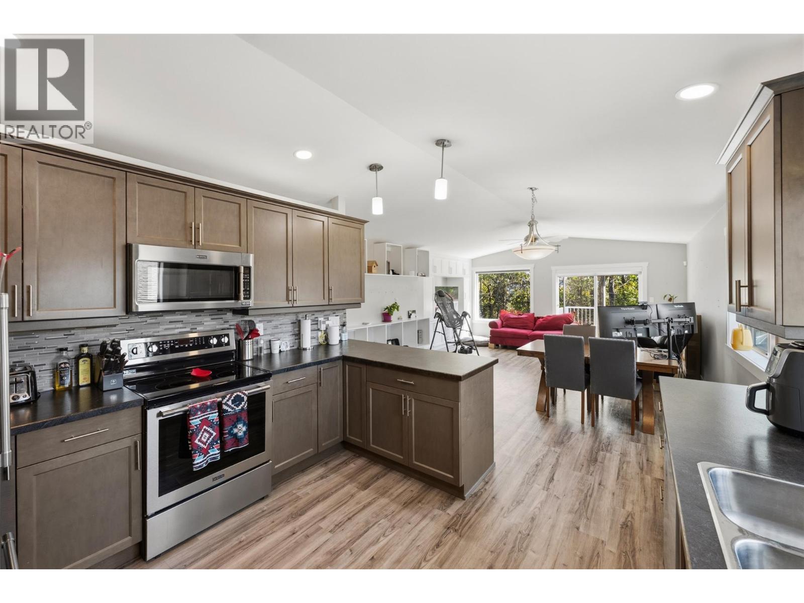 28 Huth Avenue - 17