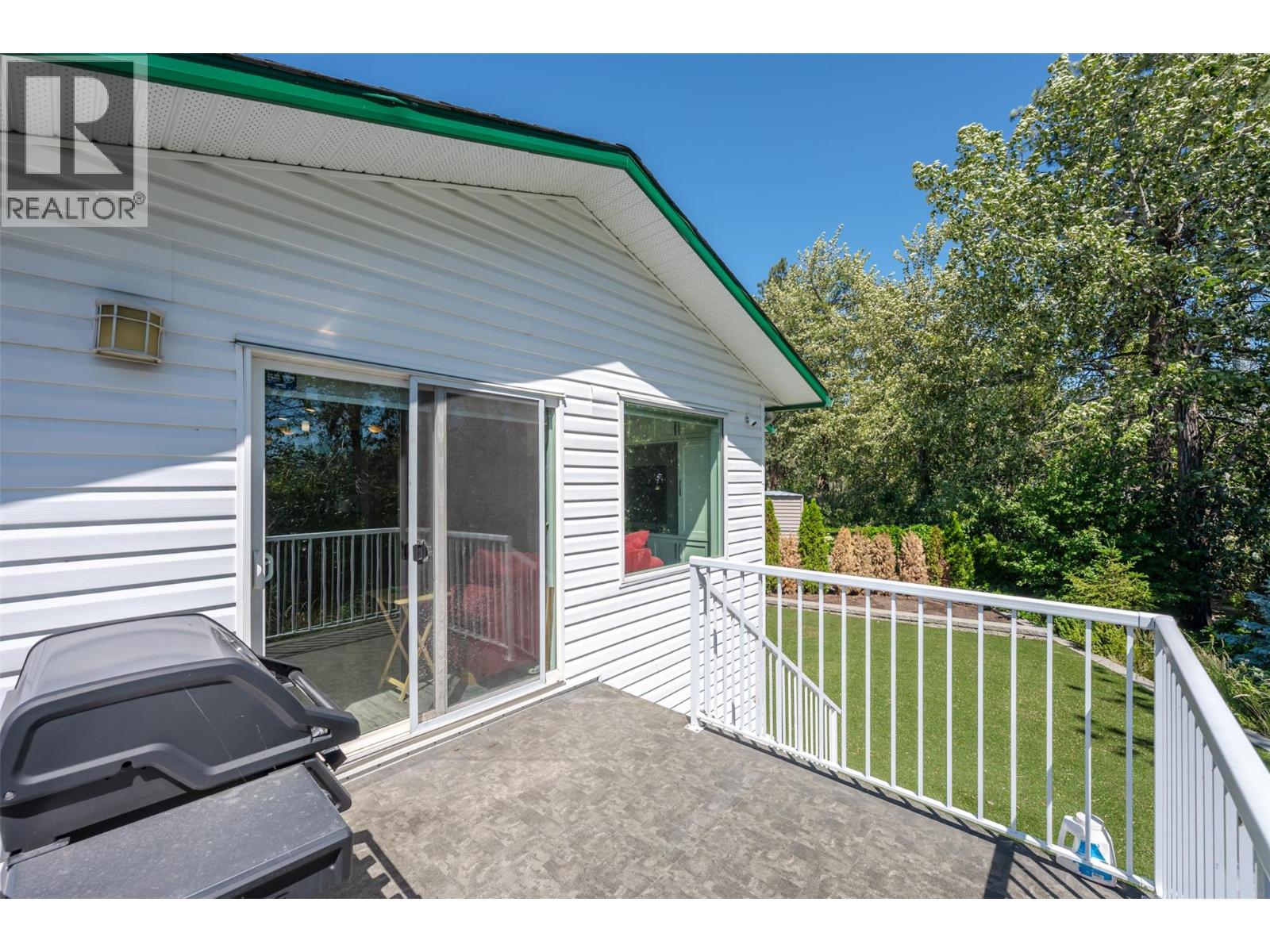 28 Huth Avenue - 36