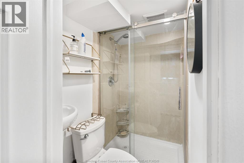 3436 Glenwood AVENUE - 26