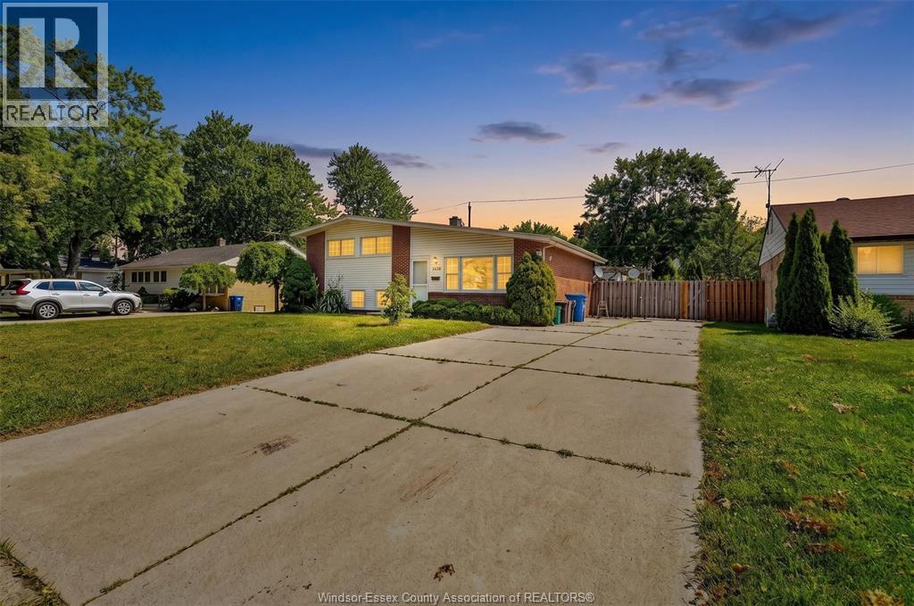 3436 Glenwood AVENUE - 3