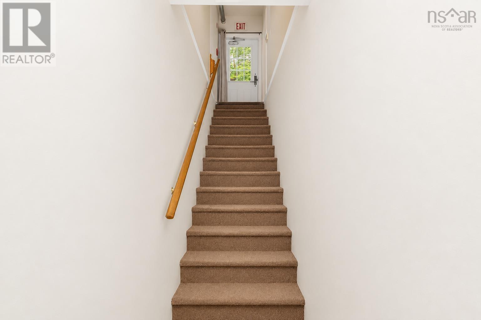 8077 East Bay Highway - 39