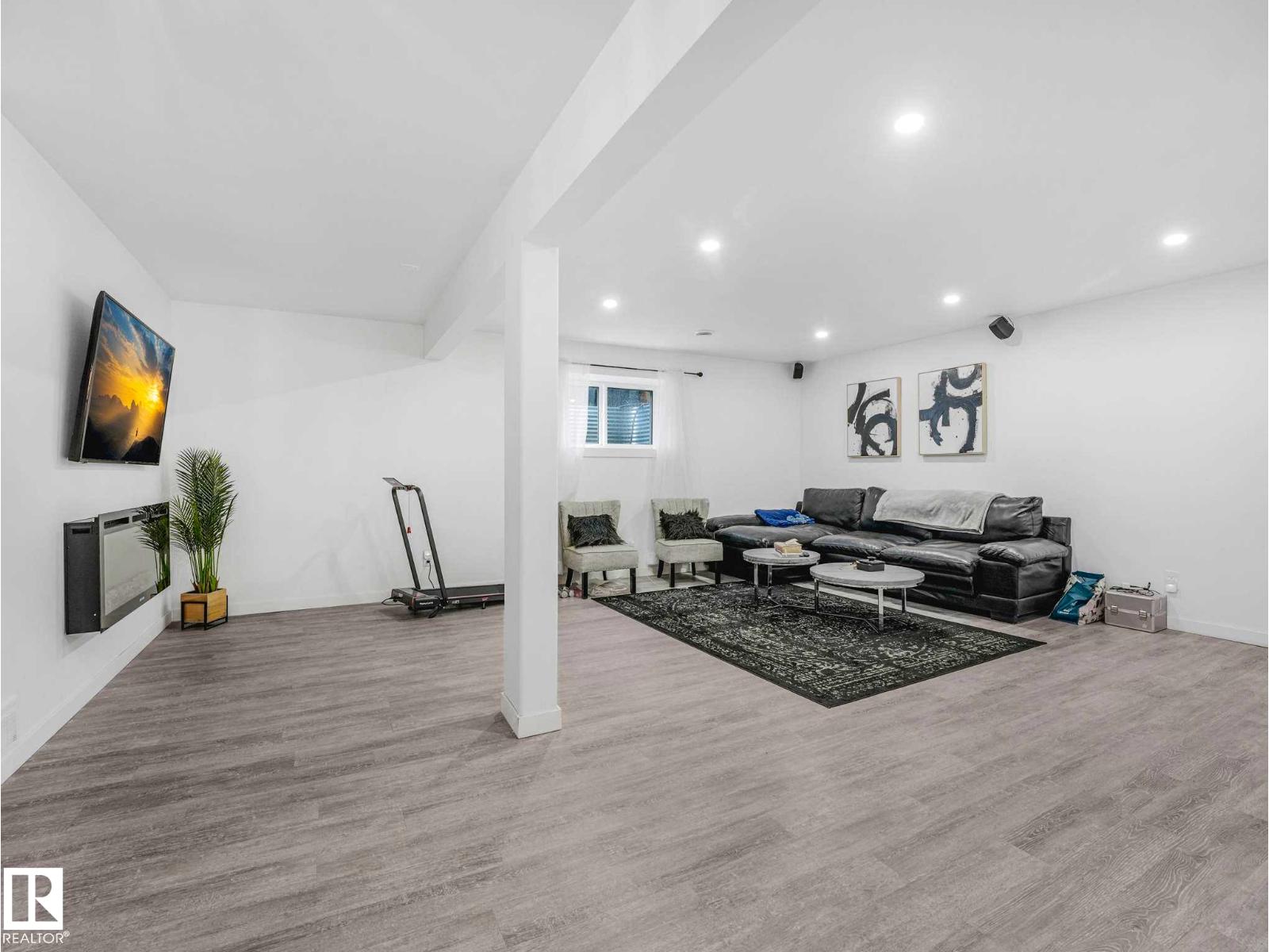 322 WEST HAVEN DR - 45