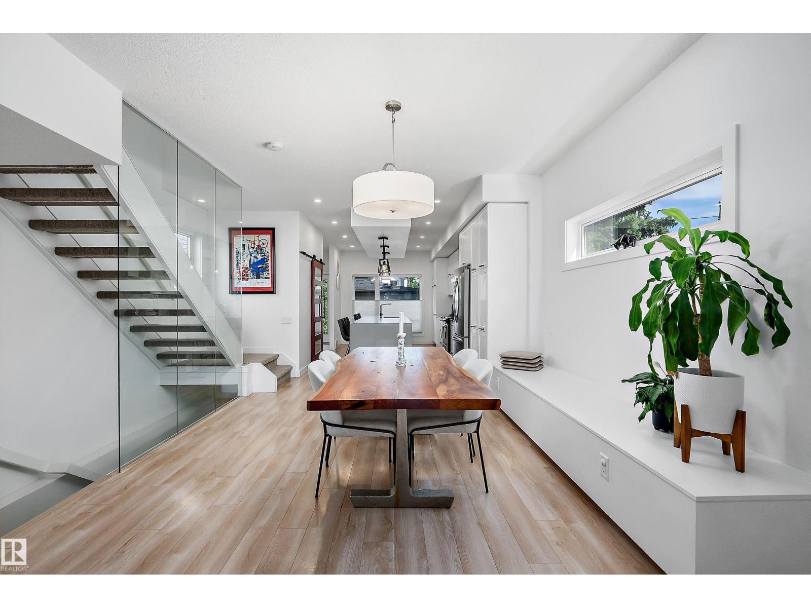 11413 126 ST NW - 11