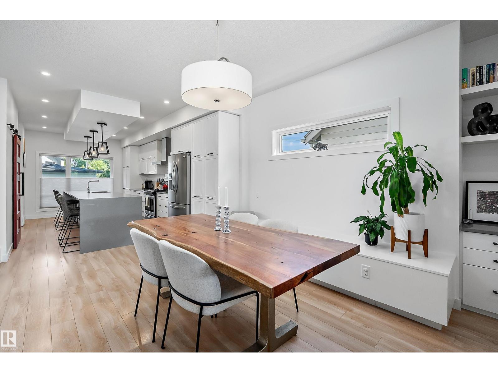 11413 126 ST NW - 13