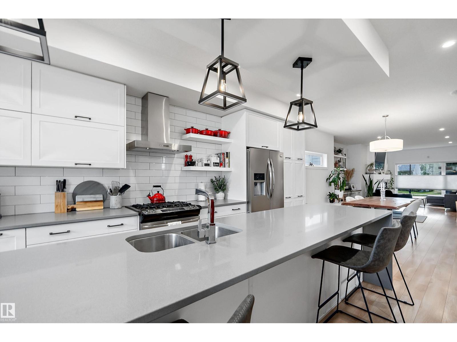 11413 126 ST NW - 23