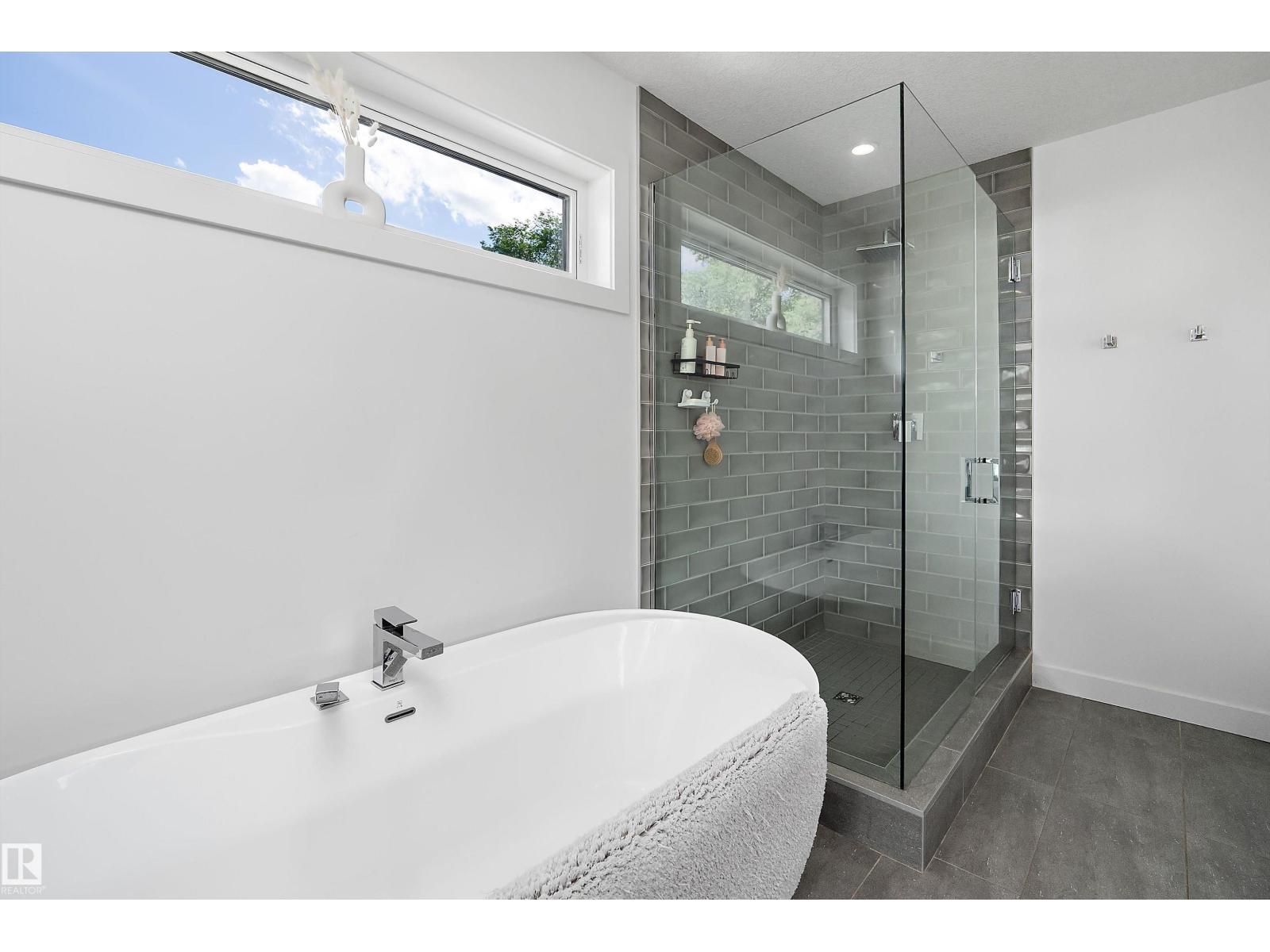 11413 126 ST NW - 40