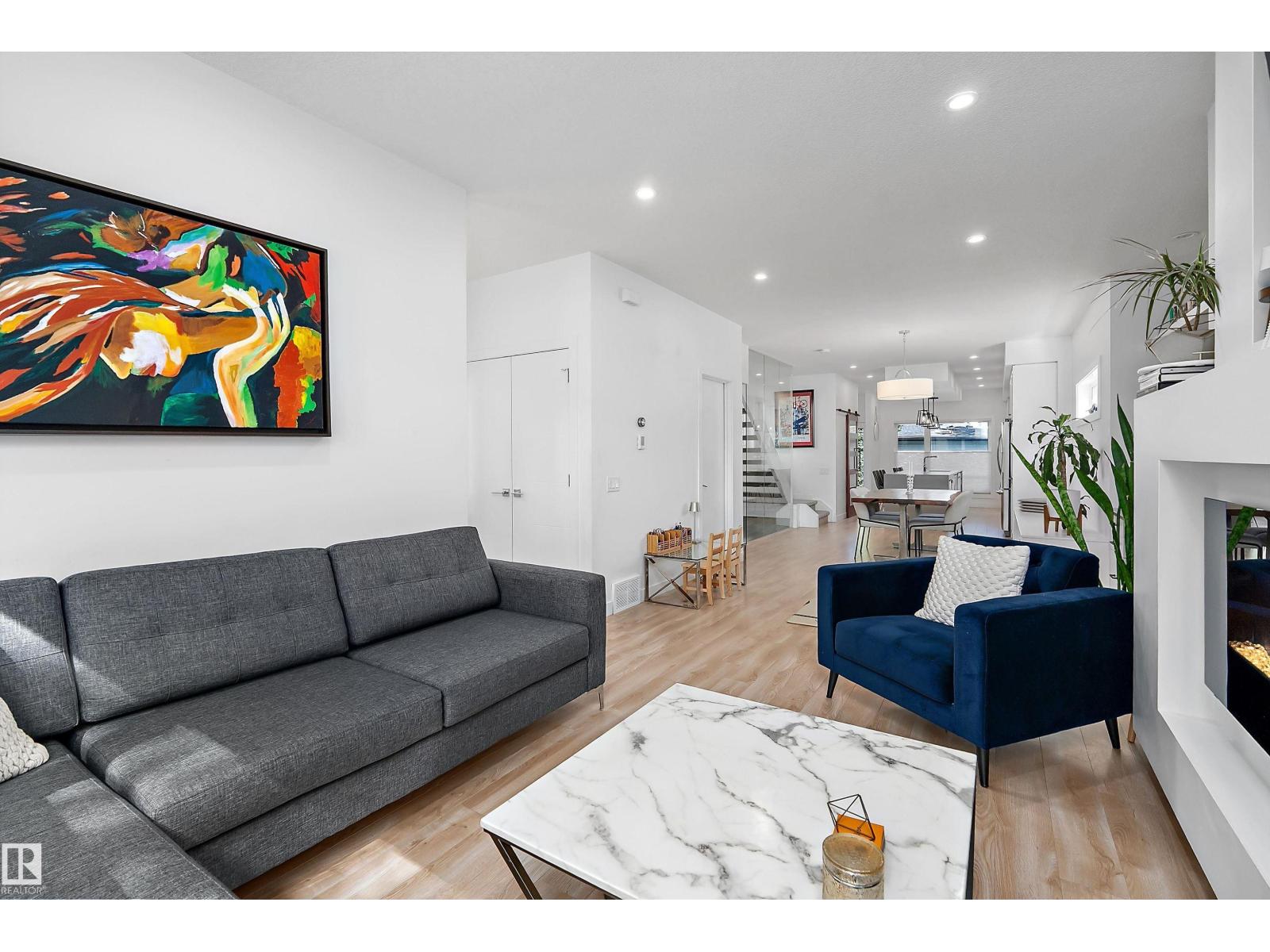 11413 126 ST NW - 7