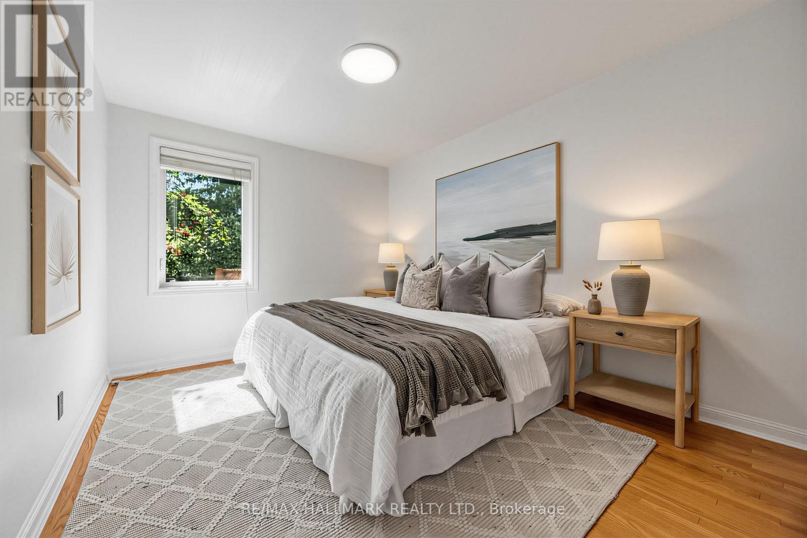 16 CRESTLAND AVENUE - 18