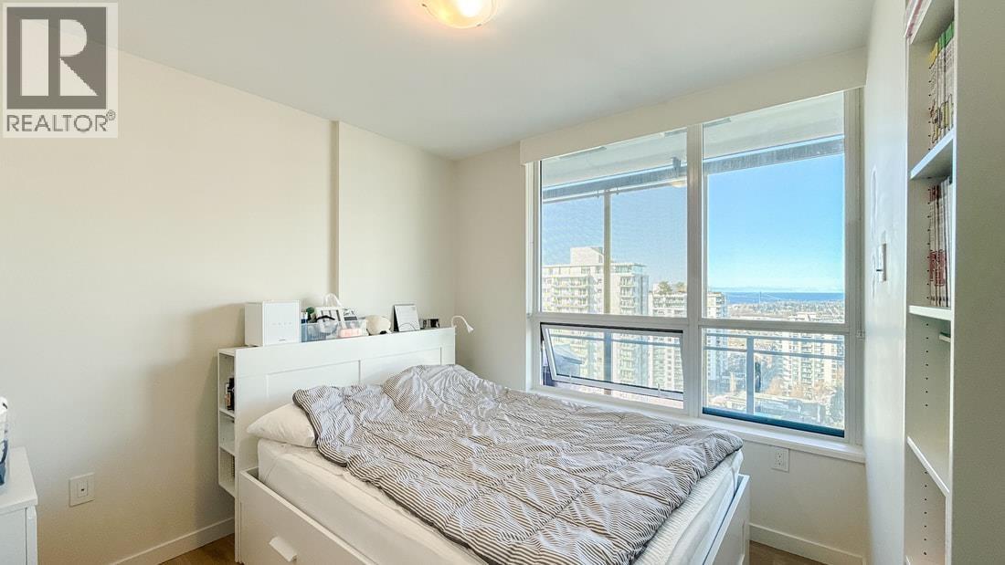 1607 125 E 14TH STREET, North Vancouver