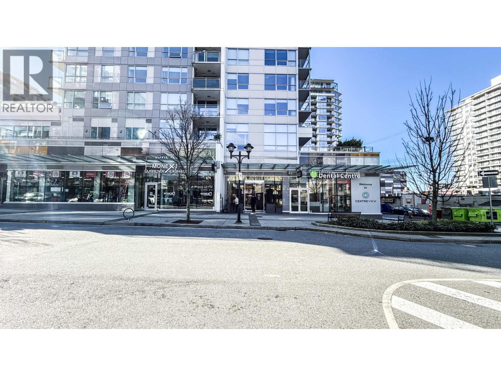 1607 125 E 14TH STREET, North Vancouver