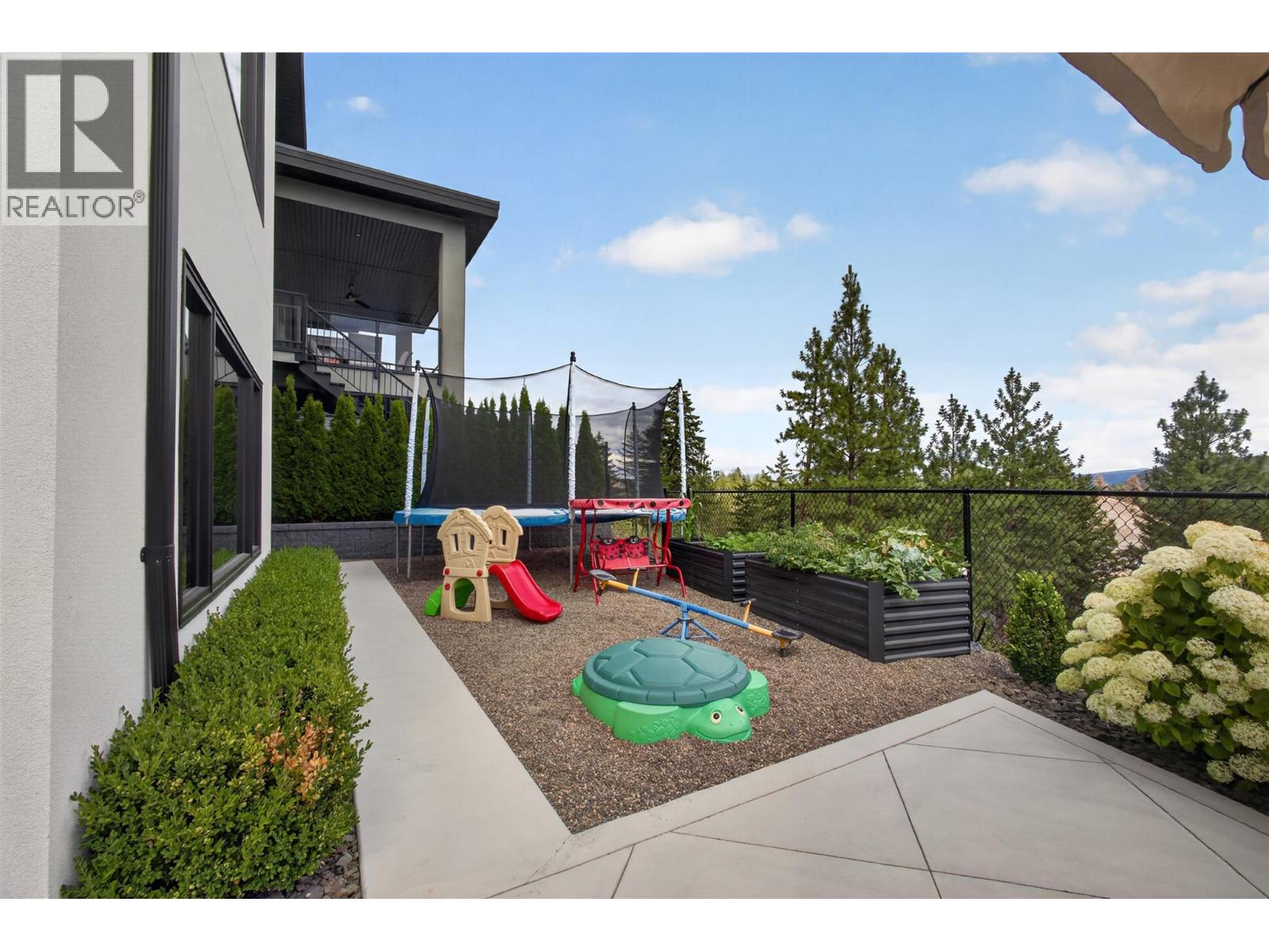  2509 Tallus Heights Drive, West Kelowna