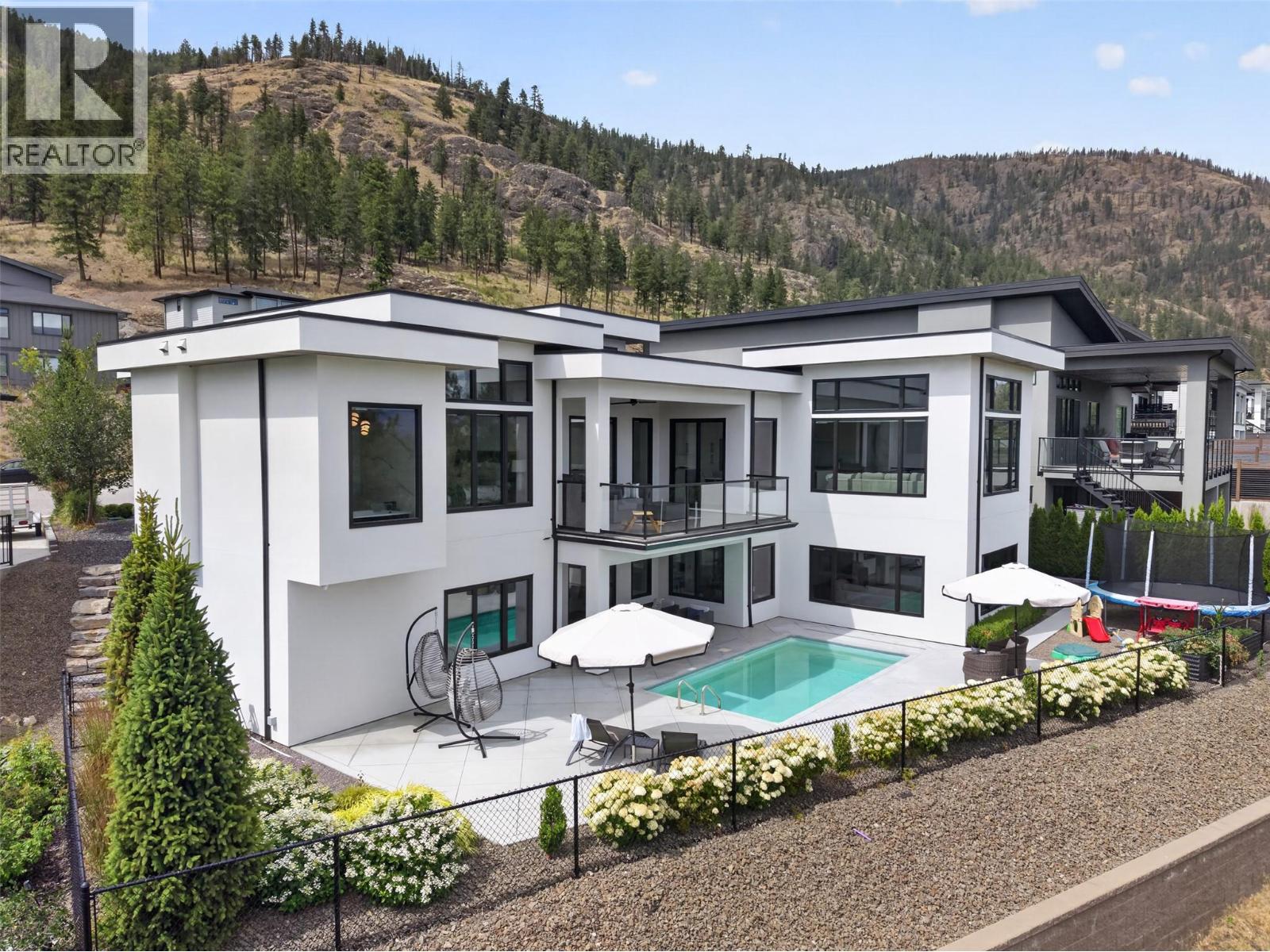  2509 Tallus Heights Drive, West Kelowna